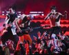 Red Hot Chili Peppers два часа пели у египетских пирамид