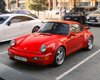 Гость из 90-х: в Киеве засветился раритетный спорткар Porsche (фото)