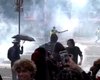Франція у вогні: звідки взялися люди, які принесли на вулиці хаос і руйнування