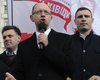 Яценюк, Кличко и Тягнибок призвали киевлян выйти на митинг у Верховной Рады