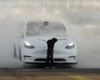 Протаранил стену и сбил "ребенка": автопилот Tesla провалил простые тесты (видео)