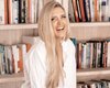 В соцсетях возмущены книгой о влечении 30-летнего мужчины к 3-летней девочке (видео)