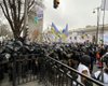 В Киеве перекрыли Грушевского, под ВР между полицией и протестующими – потасовки