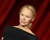 57-річна Памела Андерсон без макіяжу вийшла на червону доріжку (фото)