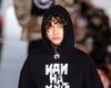 Британский универмаг Harrods снял с продажи худи Vetements с нецензурной надписью на русском