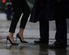 Первая леди США отправилась в зону бедствия на шпильках