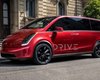 Tesla готує великий електричний мінівен: перші зображення та подробиці
