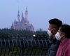 Опасность заражения: из-за коронавируса в Китае закрывают Диснейленд и Великую Китайскую стену