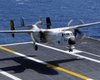Вместо проблемных Osprey: ВМС США вернулись к устаревшим самолетам C-2 Greyhound