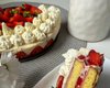 Клубничный торт: рецепт десерта, который тает во рту