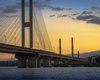 В Киеве раздались взрывы: россияне вновь атаковали Южный мост