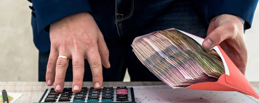 Деньги на старость. Из чьих карманов их вынут, и какое будущее ждет украинских пенсионеров