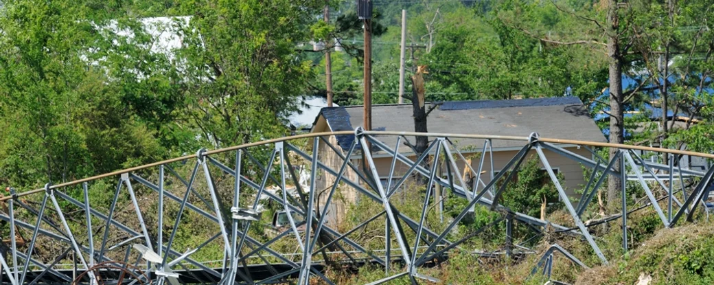 Новое средневековье. Как в украинском селе чуть не устроили самосуд над вышкой мобильной связи