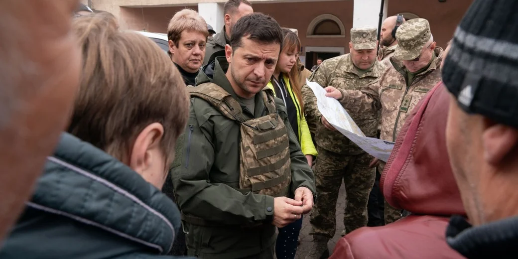 Принуждение к миру. Зеленский начал реализацию Минска-3