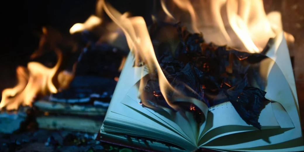 Костер из ненужных книг. Украинская психиатрия возвращается в реалии 19 века