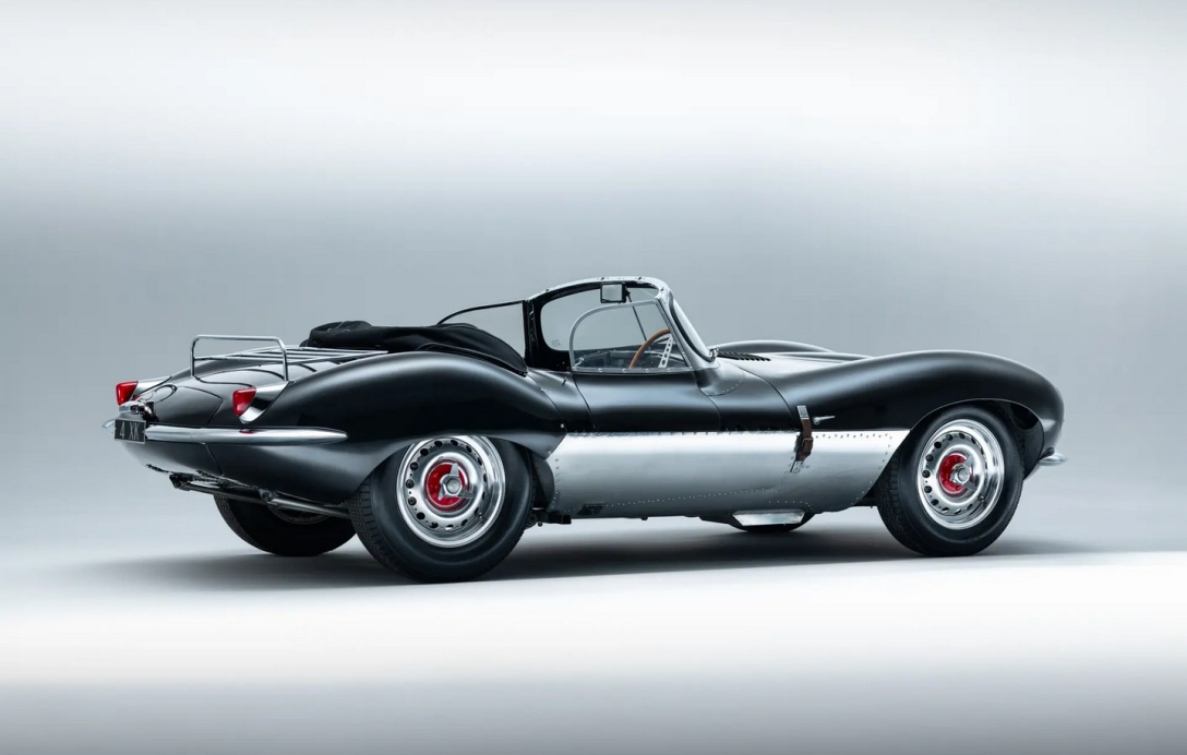 Jaguar XKSS, суперкар Jaguar