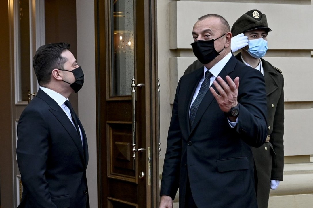 Зеленский и президент Азербайджана обсудили создание