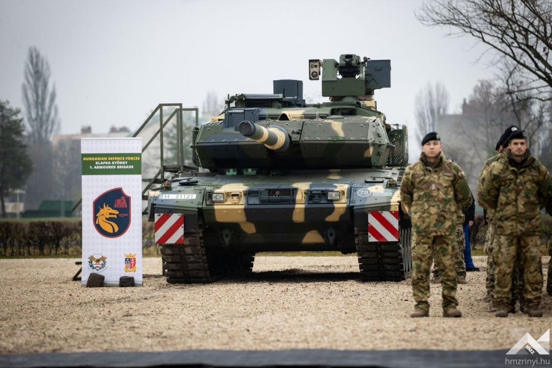 Танк Leopard 2A7HU