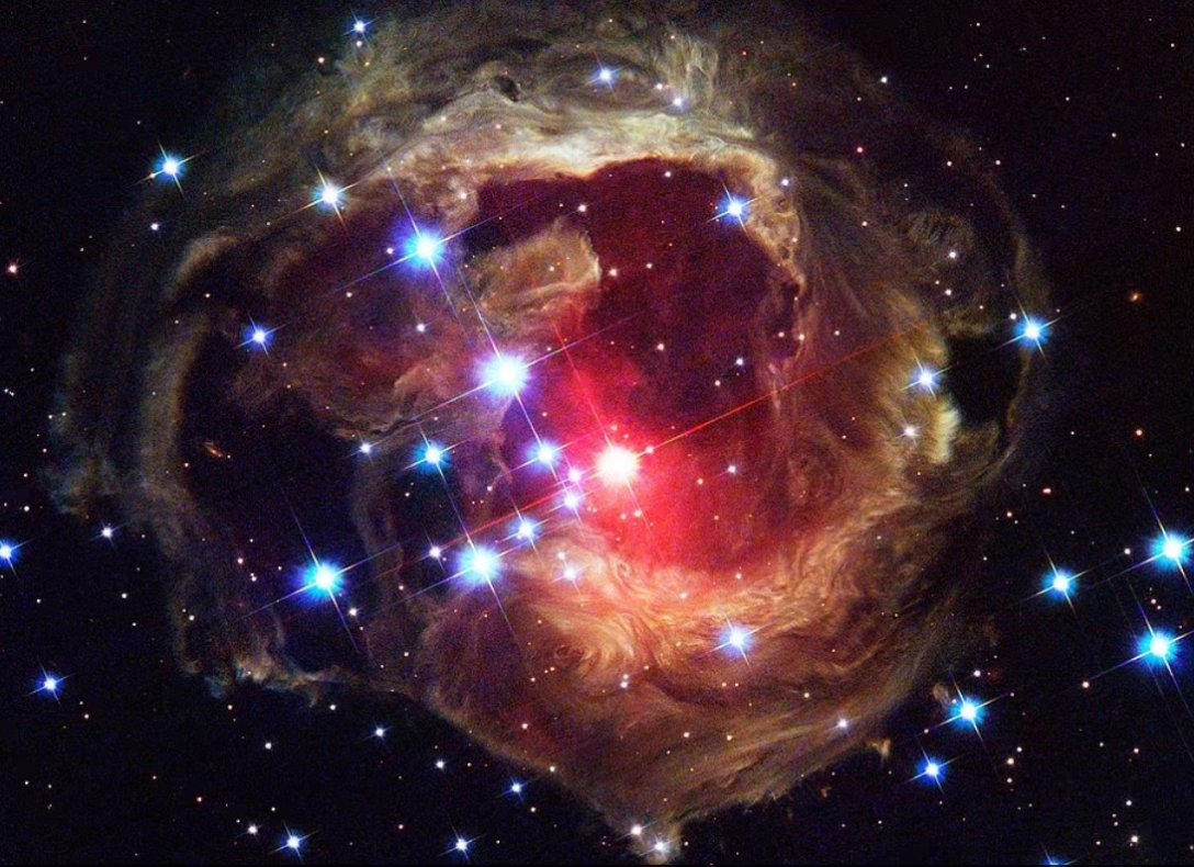 Звезда, V838 Единорога, пылевые облака