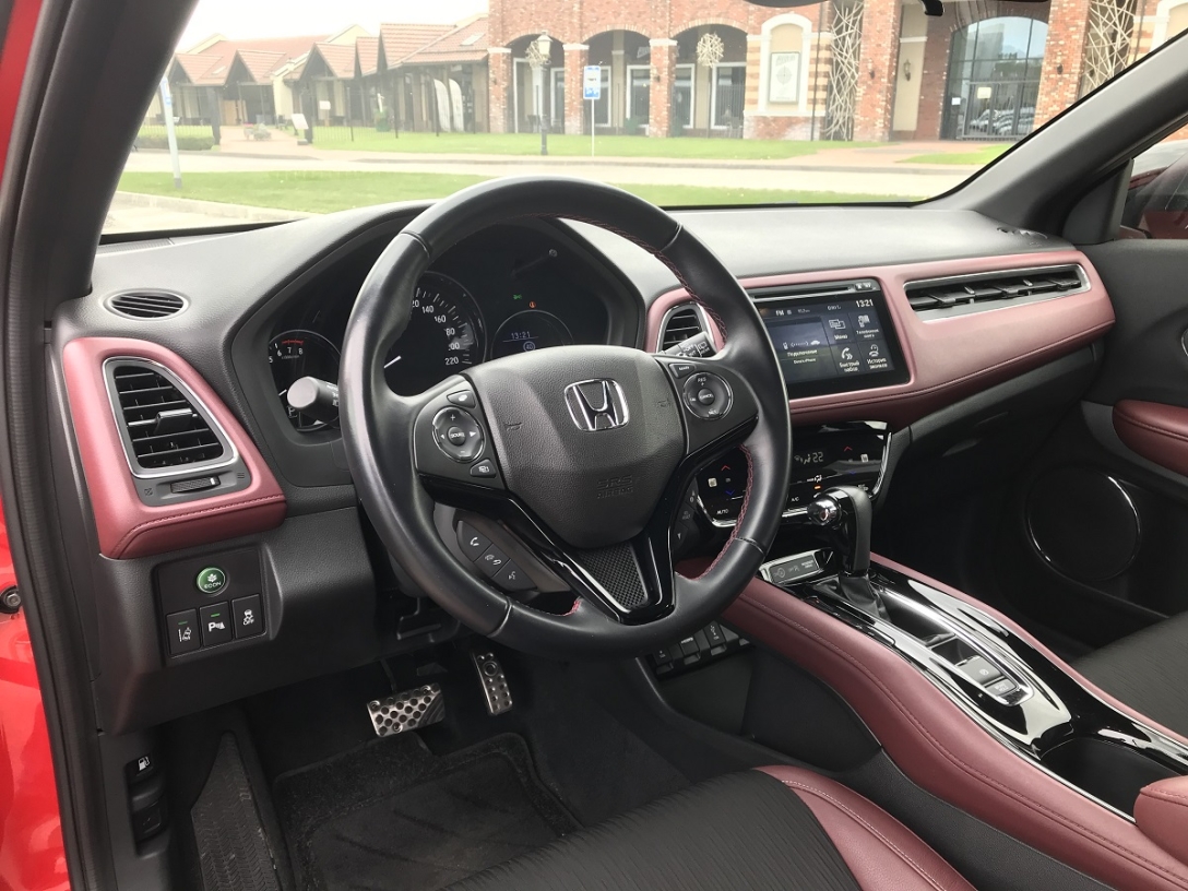 Интерьер honda hr v