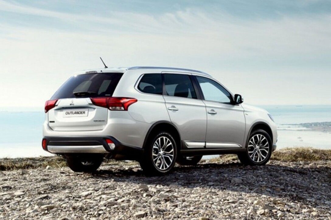 Mitsubishi Outlander. Больше глянца - ФОКУС