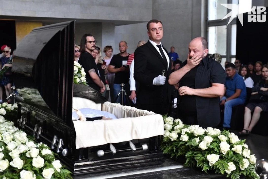 Прощание и похороны Юрия Шатунова