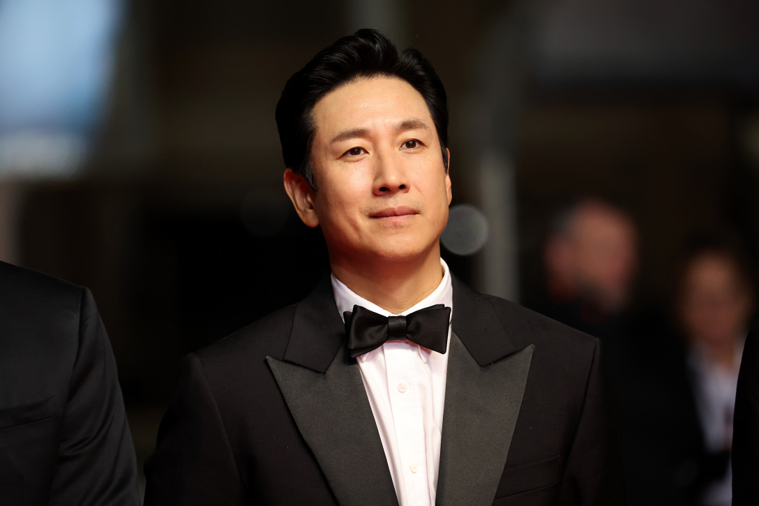 Ли Сун Гюн, корейски актьор, Южна Корея, самоубиец