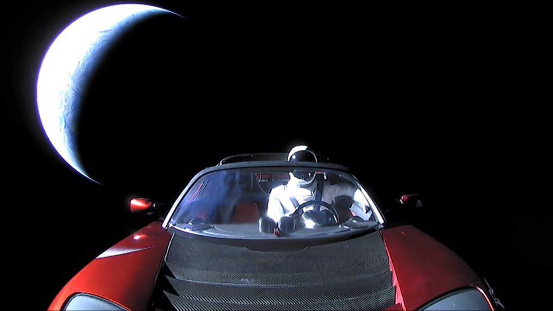 Tesla Roadster, Илон Маск, космос