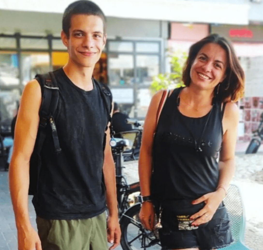 Вдова телеведучого Неліпи та його син