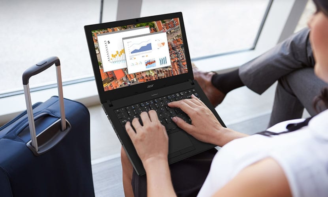 Acer TravelMate P2, поездка, путешествие, ноутбук