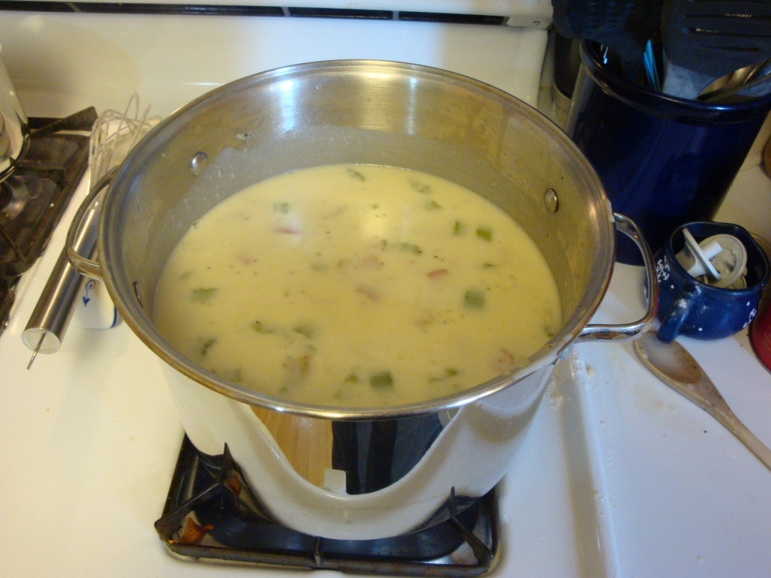 Сырный крем-суп из брокколи с мягким сыром