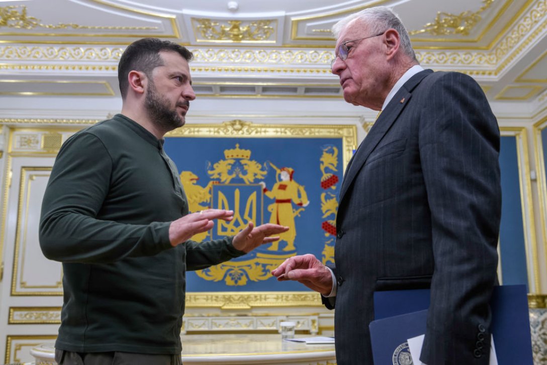 Зеленский Кит Келлог (2) Встреча президента Украины Владимира Зеленского и генерала Кита Келлога (специального представителя президента США Дональда Трампа) в Киеве 20 февраля