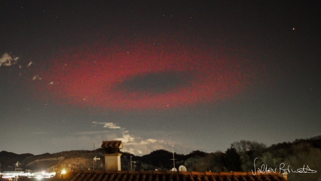 червен пръстен, светкавица, гръмотевична буря, атмосферно явление, Италия