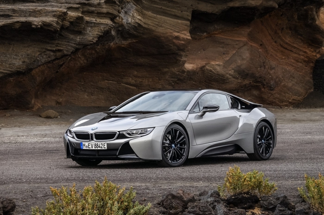 BMW i8