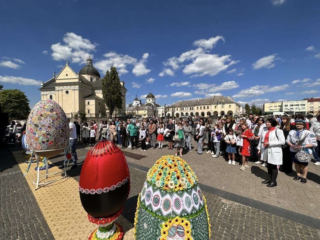 жовква, львівська область, великдень 2024, писанка