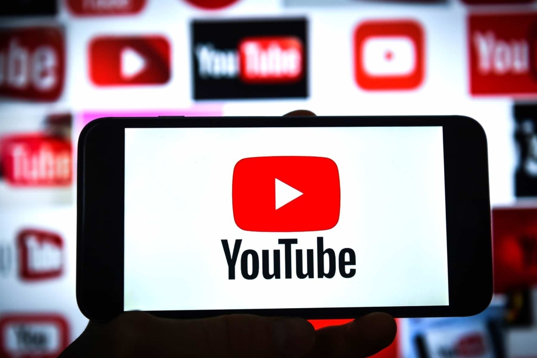 Подарки на Новый год 2024 — как подарить подписку на Netflix, YouTube,  Megogo