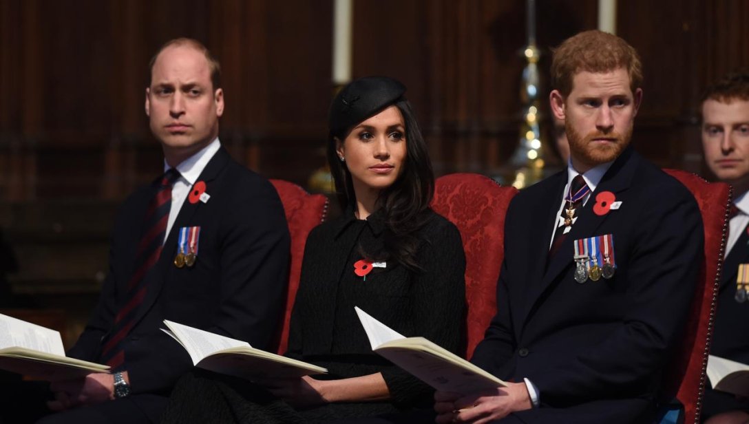 Прицн Гаррі з Меган Маркл і принцом Вільямом