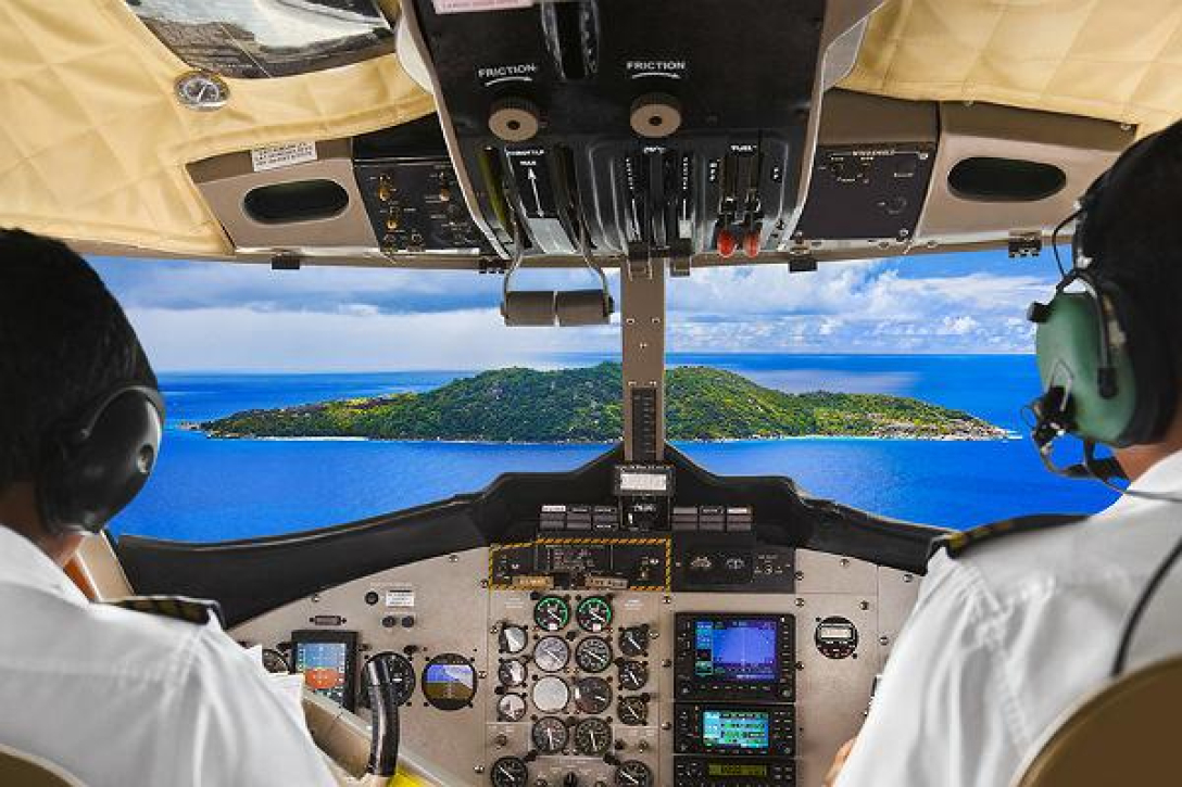 Пілот літака авіакомпанії KLM знепритомнів, що з ним сталося, екстрені випадки на борту