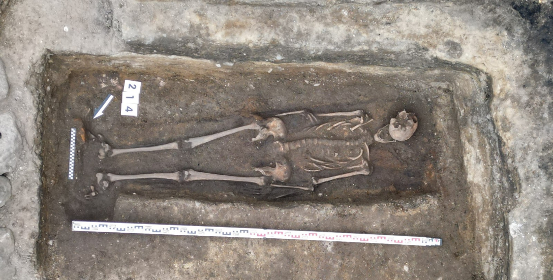 Археологи знайшли в Польщі добре збережене тіло середньовічного лицаря — фото1