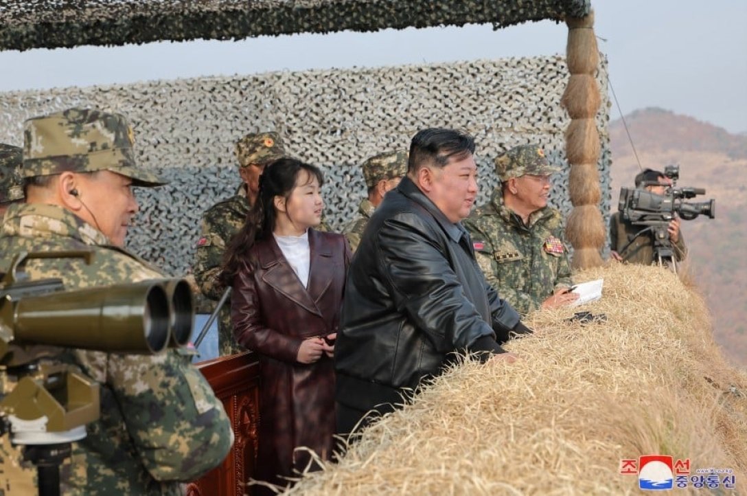 Кім Чен Ин, кндр, північна Корея, Кім Чжу Е