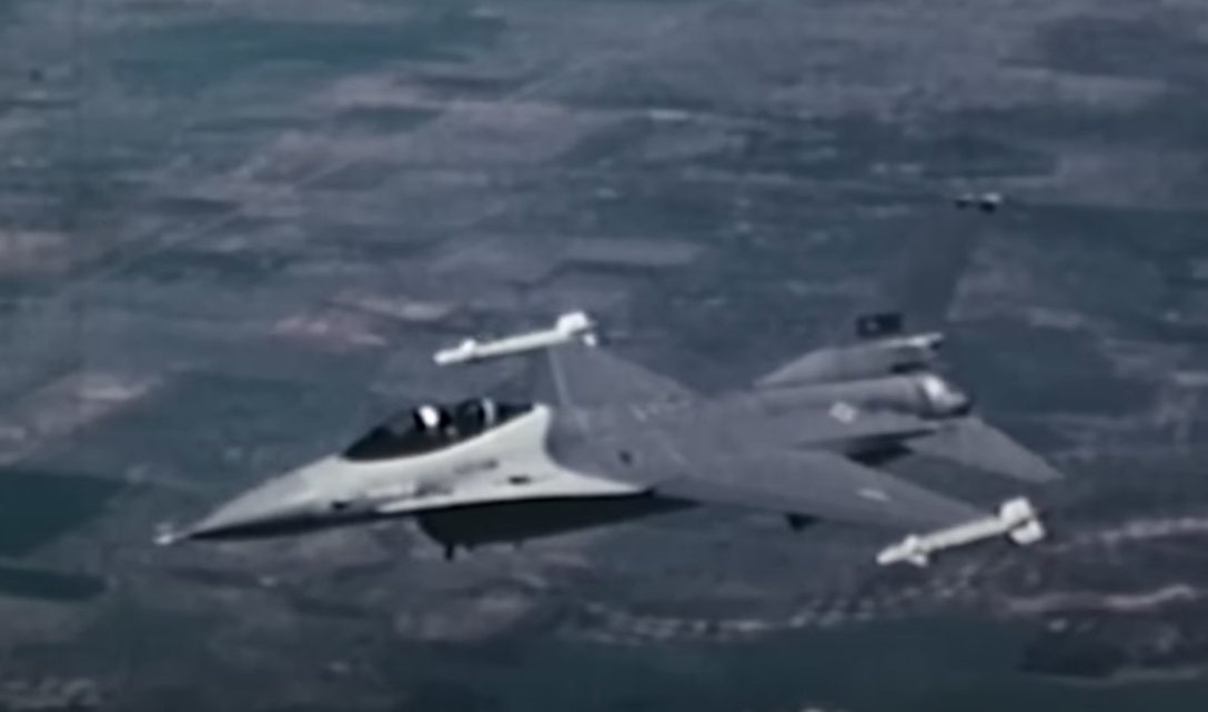 истребитель F-16