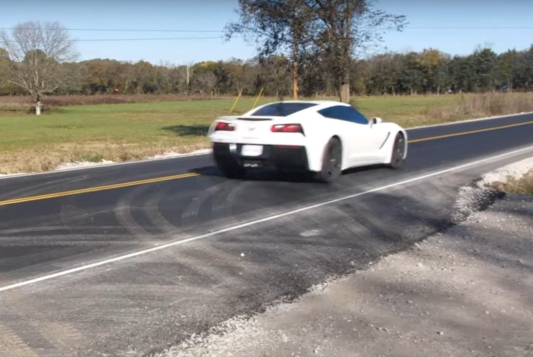 Chevrolet Corvette установил мировой рекорд скорости, но есть нюанс (видео)