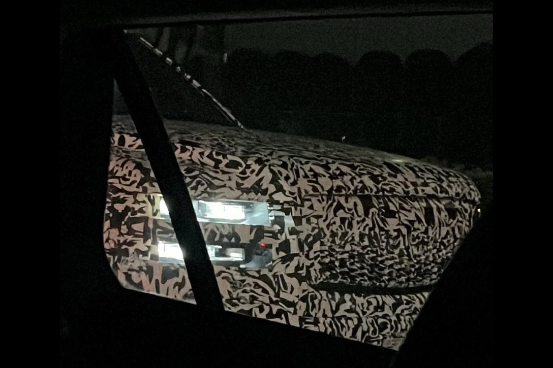 Самый роскошный внедорожник Toyota заметили на дорогах до премьеры (фото) — ФОКУС