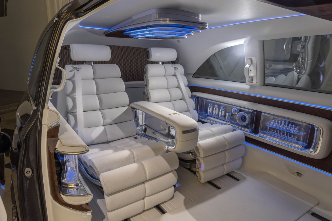 Салон Mercedes V-Class