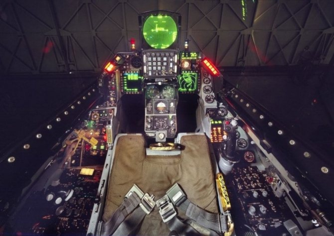 истребитель F-16