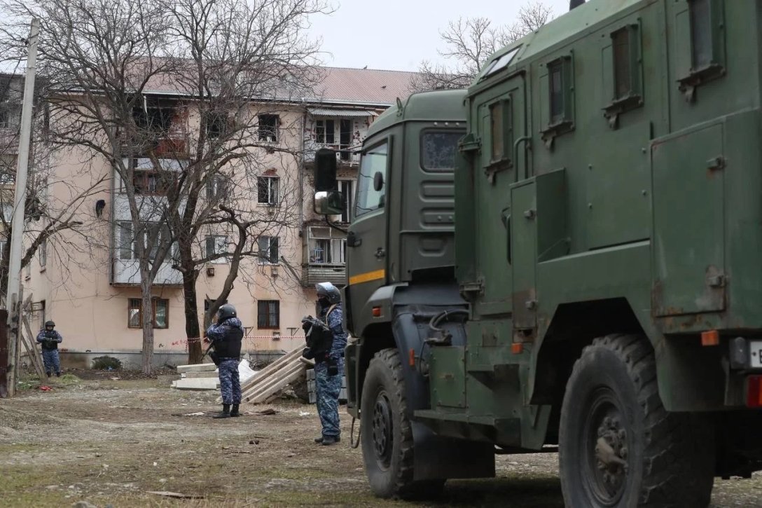 Стрельба в Ингушетии - в РФ силовики не могут справиться с шестью боевиками  - видео