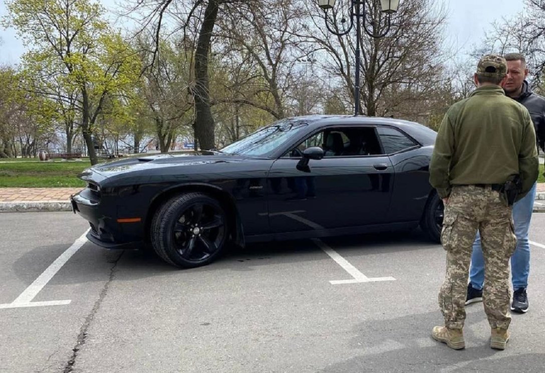 Потопившим российский крейсер Москва военным подарили Dodge Challenger