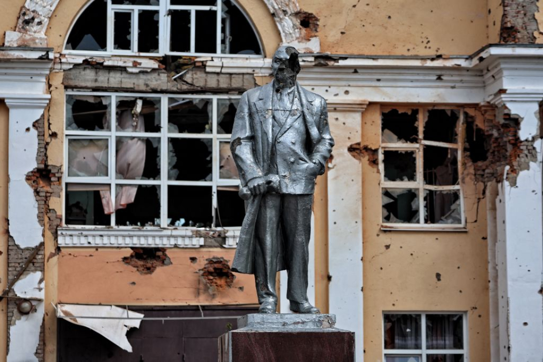 Зображення памʼятника Леніну