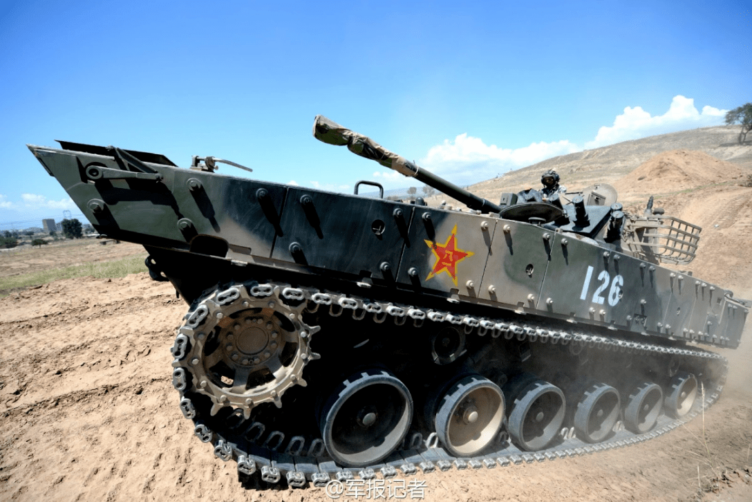 Vehicul de luptă al infanteriei chineze, armata chineză, arme chineze, arme din China