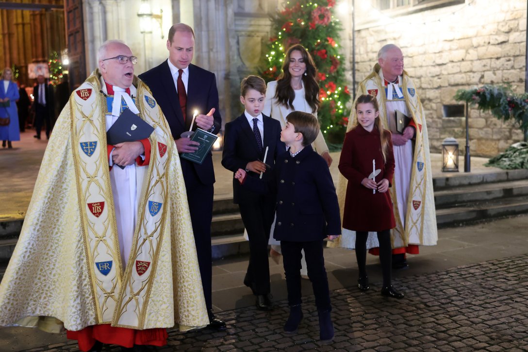 Кейт Мидълтън и принц Уилям с деца